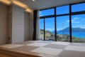 【エグゼクティブ リトリート】海へと溶けていくようなリトリートフロア。青海島を抱く北長門の青が、そっと感情をほどく。
