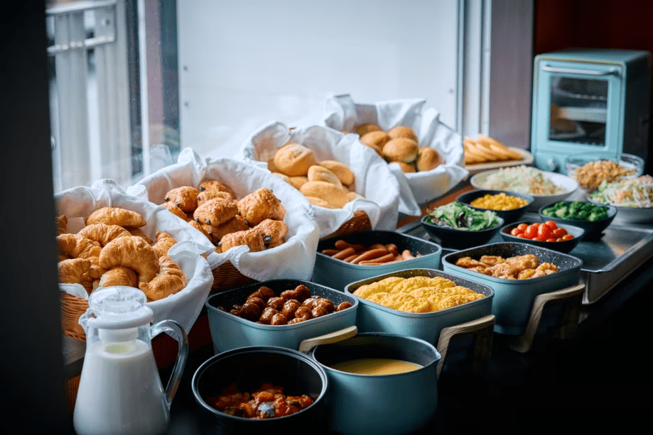 【新メニューでお出迎え！おしゃれな洋食メインの朝食付き】超☆駅チカホテルのスタンダードプラン！