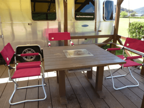 デッキ　テーブル