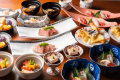 【別邸葵町】〈夕食付き〉山陰の旬の食材を堪能する会席料理コース～愛犬と過ごす山陰旅～《テイクアウト可能》金・土限定