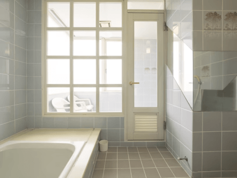 エコノミーツインルーム〔バスルーム〕
※同じお部屋タイプでも間取りが異なる場合がございます