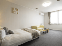 ダブルルーム
※同じお部屋タイプでも間取りが異なる場合がございます