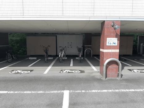 二輪車専用駐車場