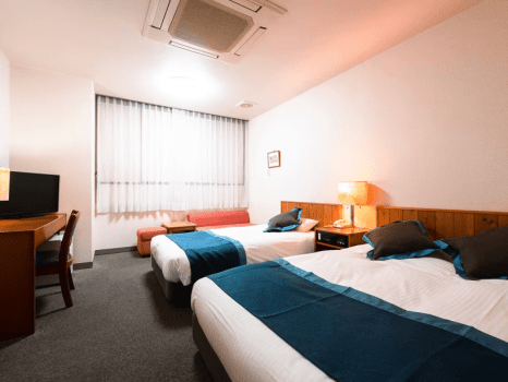 ファミリーツイン