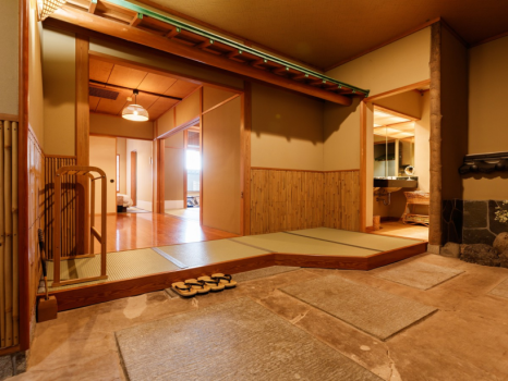 純和風客室お部屋入り口