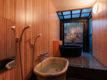 【半露天風呂・ベッド付き純和風客室】2024年3月オープン！愛犬とお風呂を楽しめるお部屋