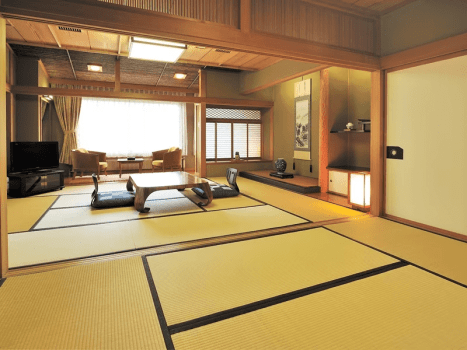 Japanese Suite (Room 505) [Capacity: 6 people]