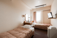 ★【喫煙】ツイン（バス・トイレ・洗面所は共同利用）