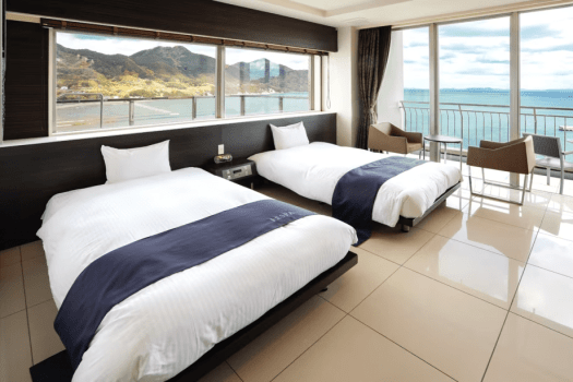 【インランド・シー・リゾート フェスパ】ジャグジー露天風呂付きスイート｜潮風の露天で乾杯、夜は星を独占