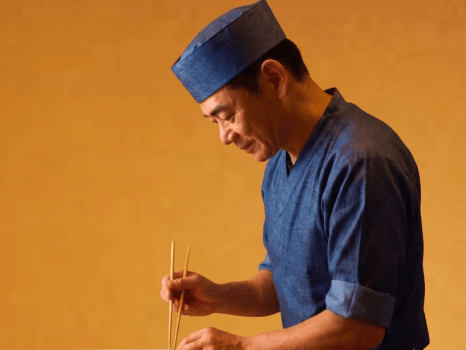 地元の食材を用い、心を込めて料理を作っております。