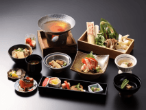 春の懐石料理（一例）