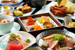 Basicプランのご夕食一例。夕食は会席料理をお出ししています。