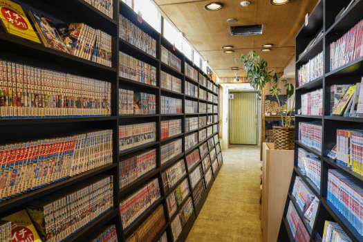 ■館内施設■湯上りサロンには漫画や雑誌も豊富にご用意! ■館内施設■湯上りサロンには漫画や雑誌も豊富にご用意!