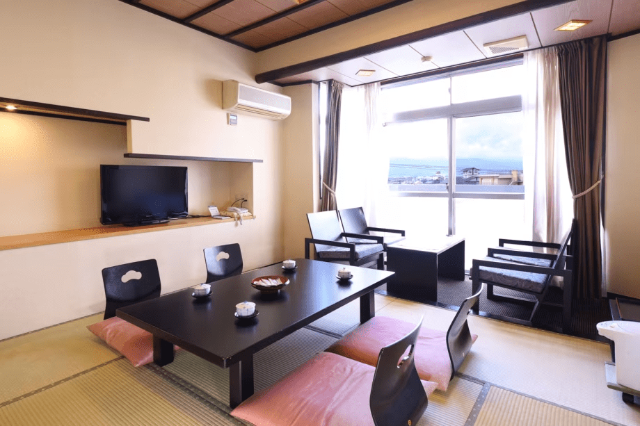 【東館】 二間以上 5名以上のグループ・ご家族に