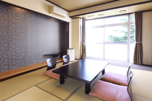 【東館】和室10畳+広縁 （一例）