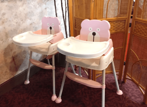 お子さま用ダイニングチェア（一例）