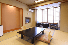 【低層階・景観なし 和室10畳】