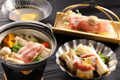 【選べる3つのお鍋◆花宴御膳の一例】「ほうとう」「鴨鍋」「豚しゃぶ」の3種類の中からお選びください