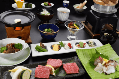 【佐賀牛満喫茶会席】佐賀牛食べ比べと佐賀の旬をご堪能いただきます。　※一例