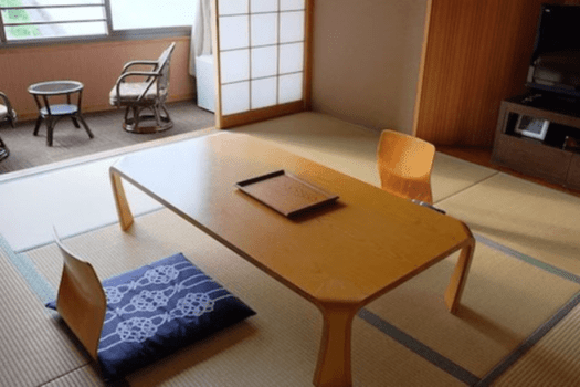和室8-10畳＜禁煙/トイレ付＞最大4名