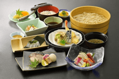 女将おまかせ　夕食イメージ画像（たらいうどん）