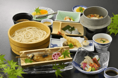 名物たらいうどん☆食べ放題プランもございます