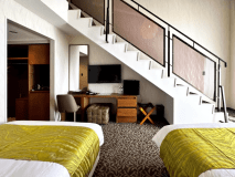 メゾネット 室内二階建て