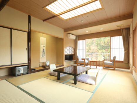 【和室10畳】鬼怒川を眼下に望む寛ぎの客室