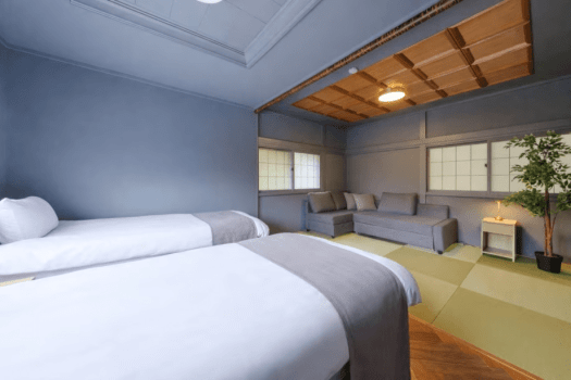 [Pets Allowed] Vacation Rental No. 498 (10-tatami-mat living-dining-kitchen area + 12-tatami-mat Japanese-Western-style room + 2 x 6-tatami-mat Wester