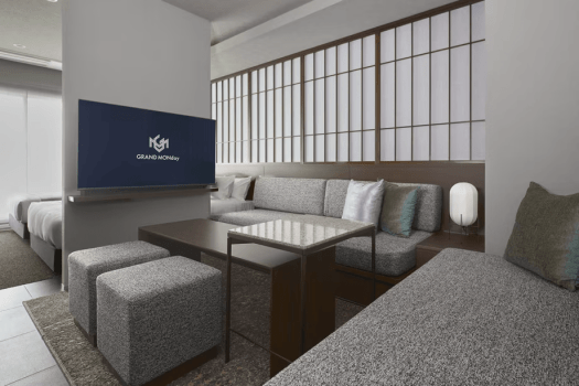 Suite Room with Hot Tub