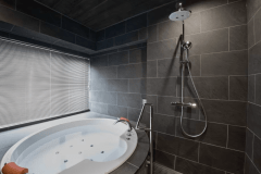 Suite Room with Hot Tub