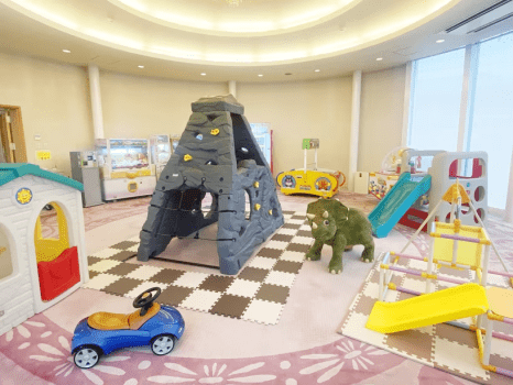 【キッズランド「あそぼ～や」】遊具やゲームコーナーのあるキッズランド♪（対象6歳頃まで）