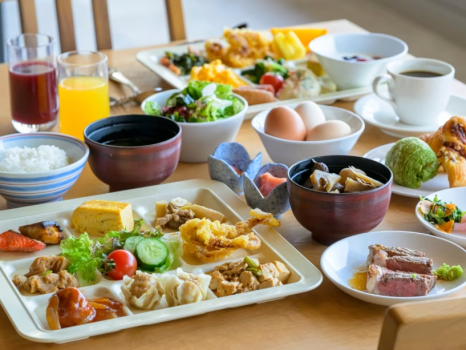 【朝食バイキング】山形ブランド米、山形の郷土料理、地元産の卵など、山形の味覚をお召し上がりください。