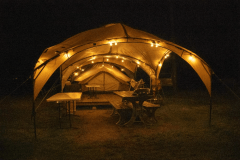 グランピングテント