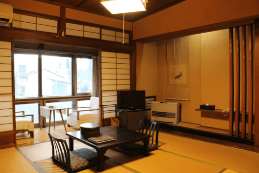 昭和ロマン棟（八畳間）禁煙