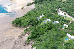 八重山の亜熱帯に佇む、静寂と生命が息づく楽園『JUSANDI』