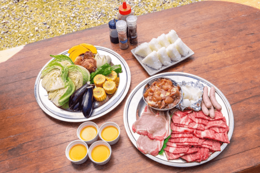 【1泊2食】🍃滋賀牛BBQを味わう、湖畔のごちそうグランピング🍃　― 静かな琵琶湖で過ごす贅沢時間 ―〈WASUKI BASE びわ湖 VILLA STYLE〉