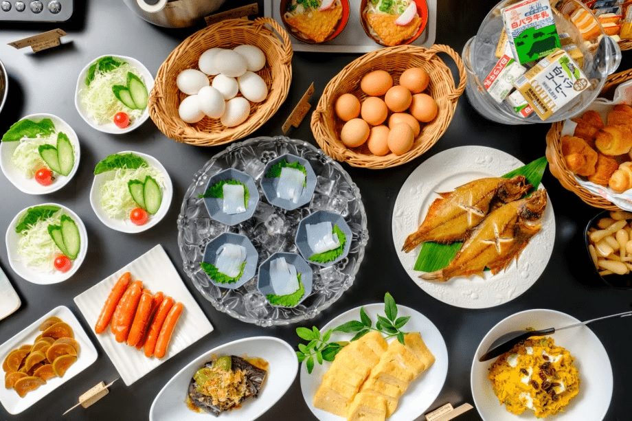 手作りの朝食ビュッフェ