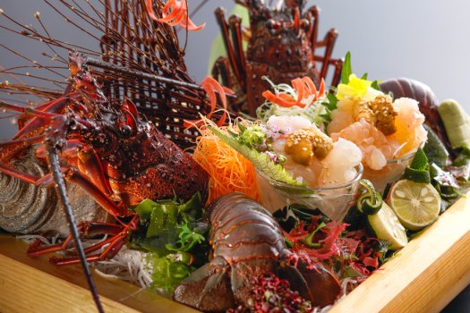魚介類は、瀬戸内で獲れる「旬のもの」をご提供。四季の“一番美味しい”をゆっくりお召し上がりください。
