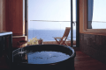 【オーシャンビュー】眺望を独り占め！露天風呂付き客室～陶器風呂～