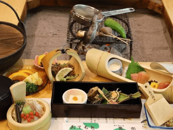 囲炉裏ちょっとだけプランの炭焼き会席