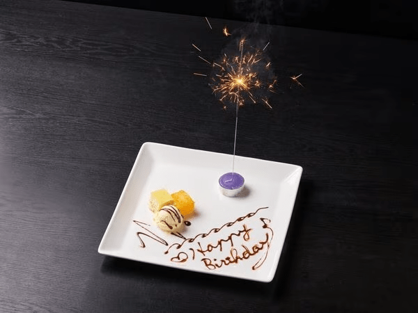 大切な人との記念日に！ご夕食時に１ドリンク＆メッセージ付きデザートプレートをご提供いたします♪