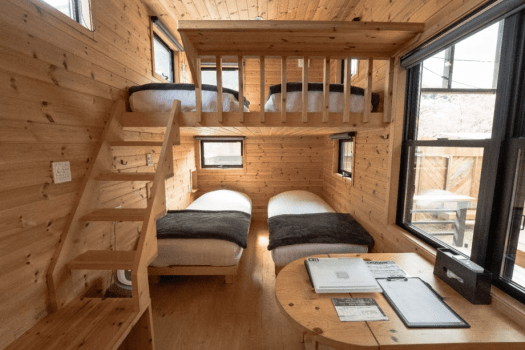 The River TRAILER【街中でアクセス抜群！温泉お風呂付♪〈最大収容人数：5名様〉】