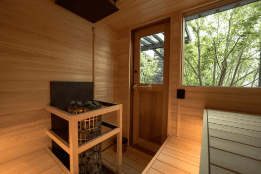 The River TRAILER【街中でアクセス抜群！温泉お風呂付♪〈最大収容人数：5名様〉】