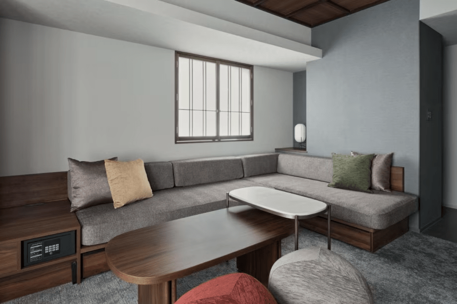 Junior Suite Room with Balcony