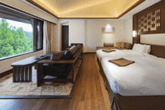 ＜本館＞温泉内風呂　デラックスツイン（妙高山側）（50平米）