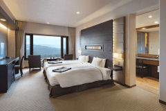 ＜本館＞温泉内風呂　ツイン（野尻湖側）（43平米）