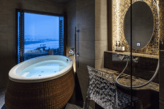 ＜本館＞デラックスダブル（野尻湖側）（55平米）