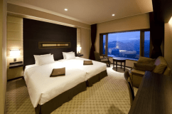 ＜本館＞ツイン（野尻湖側）（26平米～31平米）