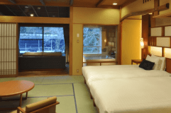 ＜本館＞温泉半露天付　和室ツイン（川沿い）【ツインベッド】